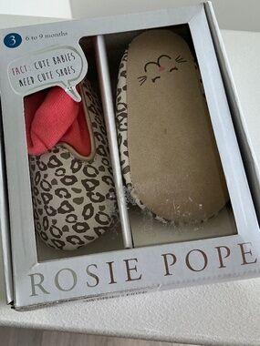 Rosie Pope Baby Girls' Playful Leopard Print Crib Shoes size 3 6-9m NIB